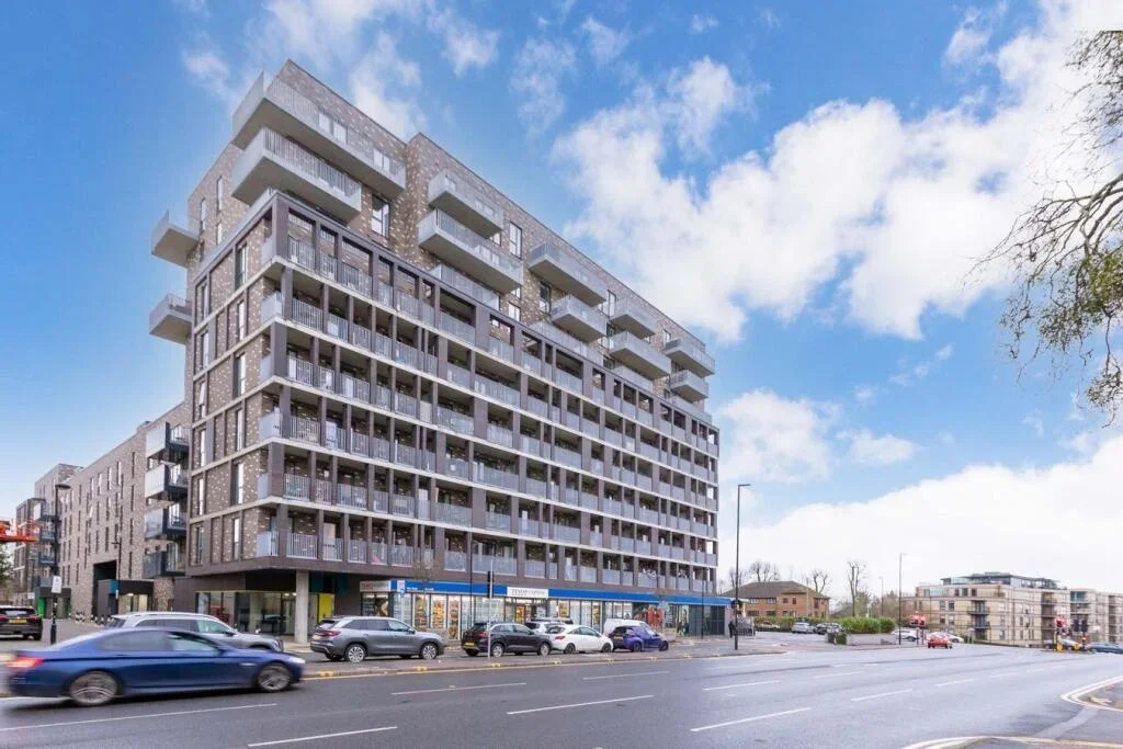 Flat Windsor Road in Slough