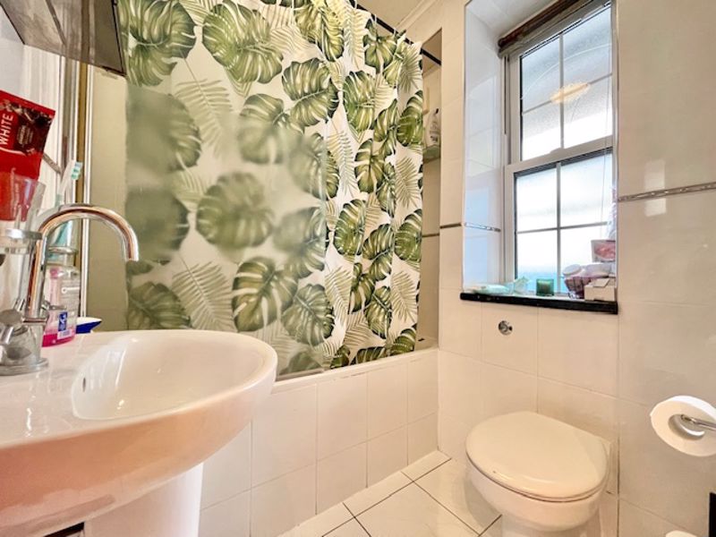 Flat Doddington Grove in Greater London