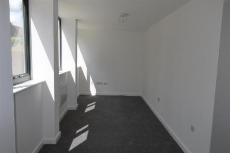 Flat Lombard Street in Newark and Sherwood