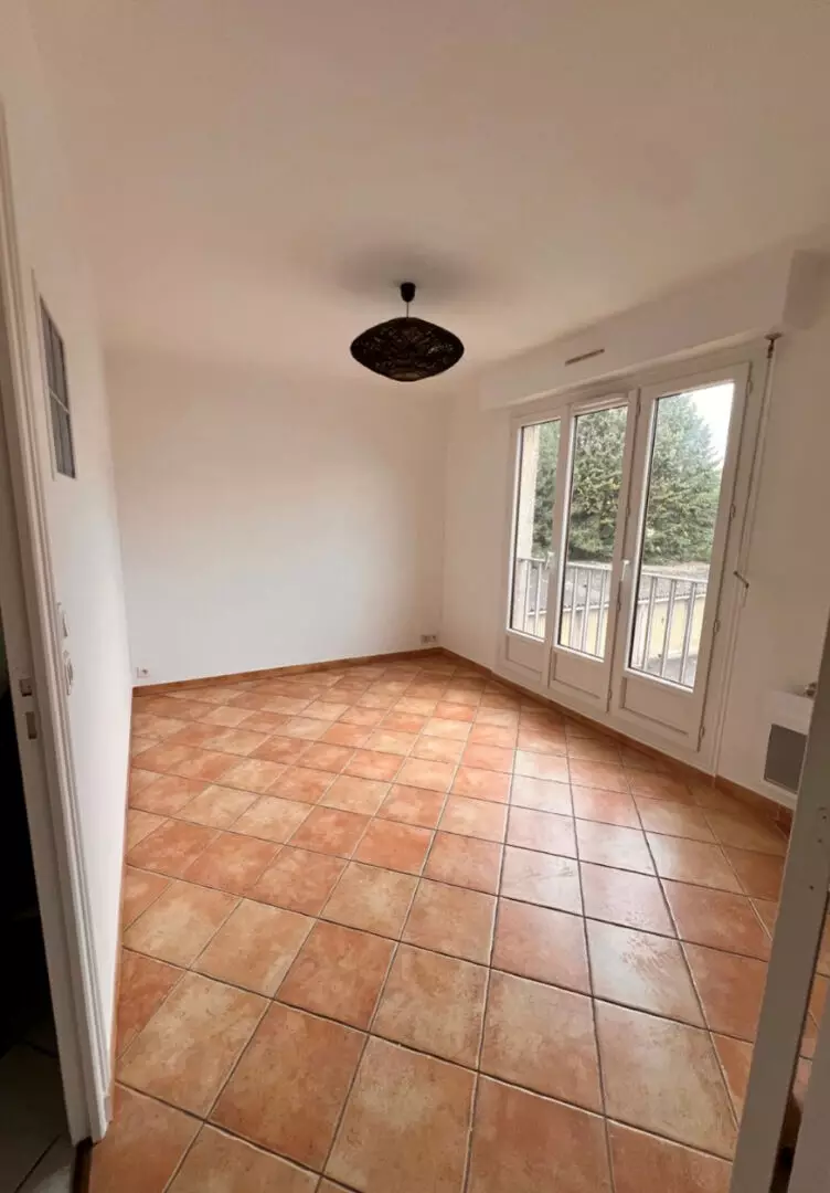 Flat Rue Aristide Briand in Pontault-Combault