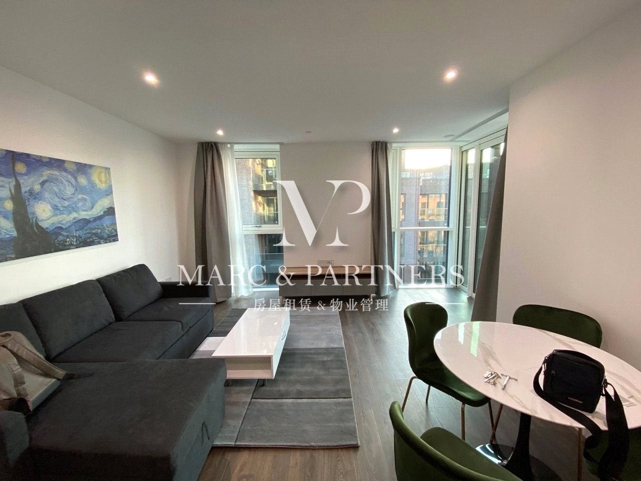 Flat Arbor Court in London