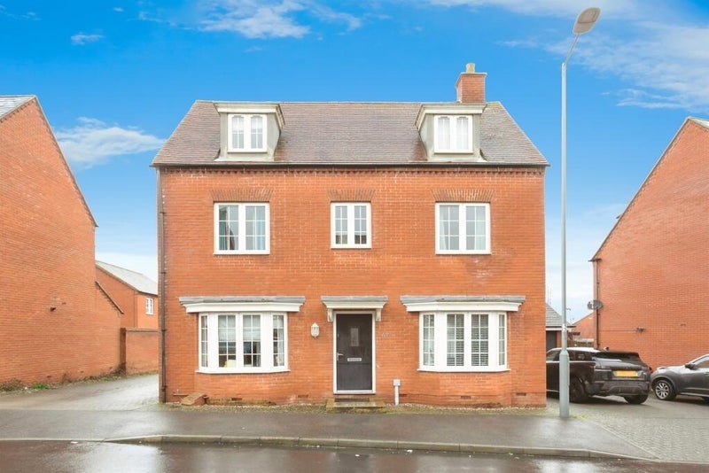 House Honeycomb Way in Buckingham