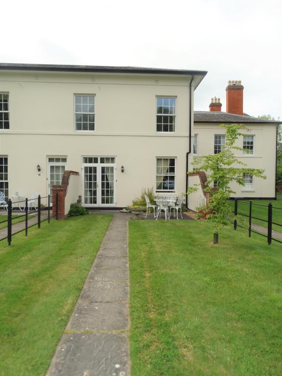 Flat Claremont Hill in Shrewsbury