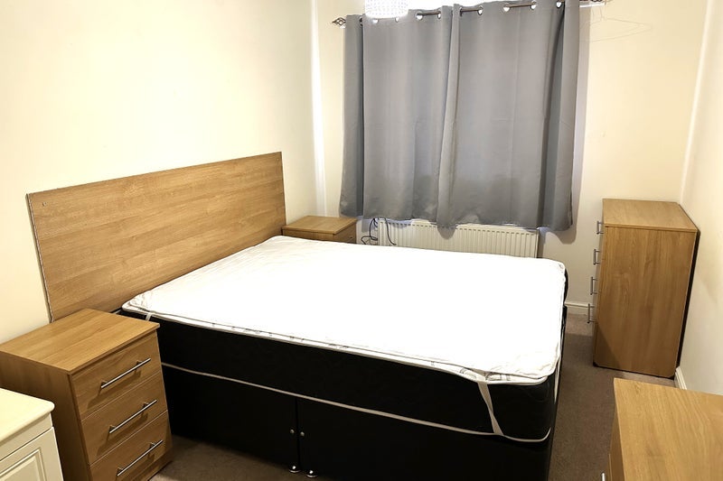 Room Aqua Place in Rugby