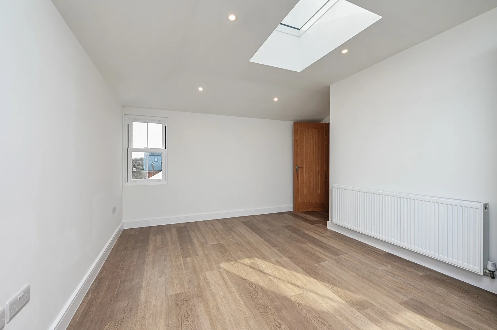 Flat Alexandra Road in Rushmoor