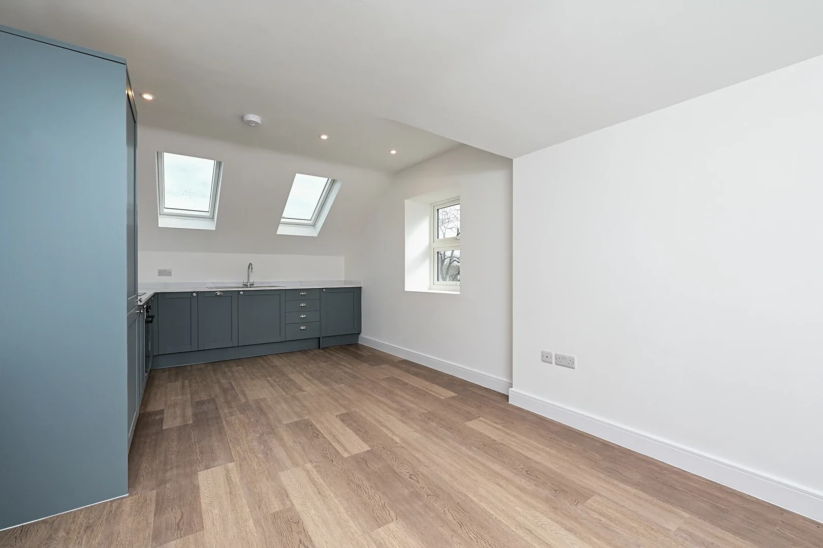 Flat Alexandra Road in Rushmoor