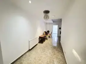 Flat Mowbray Road in Greater London