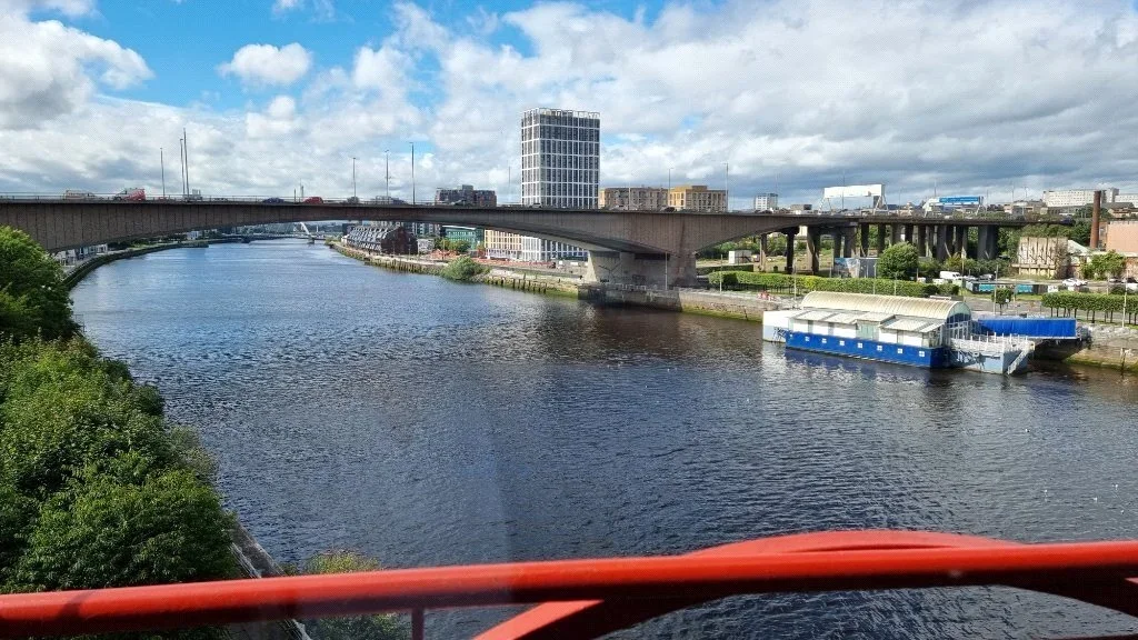Flat Riverview Place in Glasgow