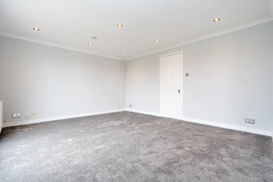 Flat Uxbridge Road in Greater London