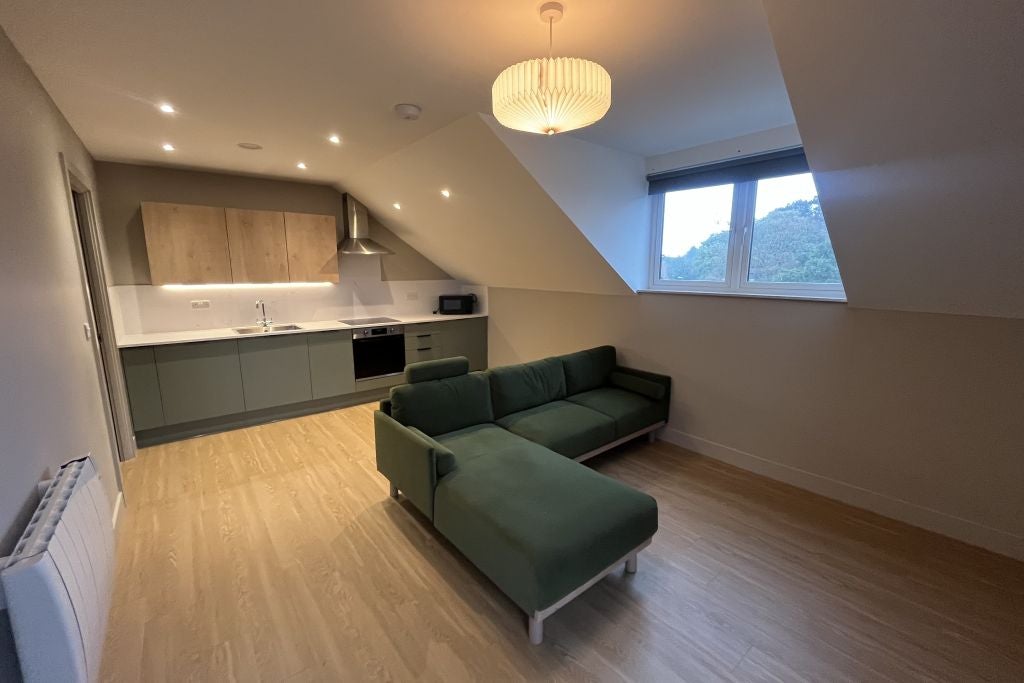 Flat Stratford Road in West Bridgford