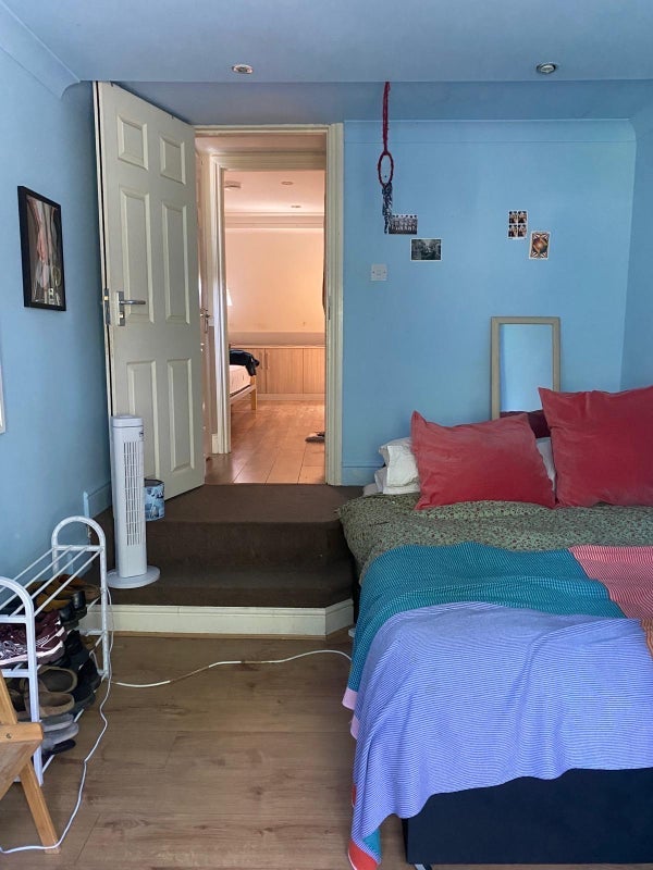 Room Meeson Street in Greater London