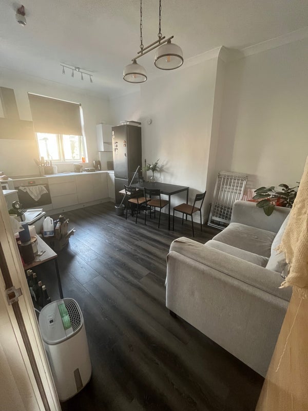 Room Stroud Green Road in Greater London