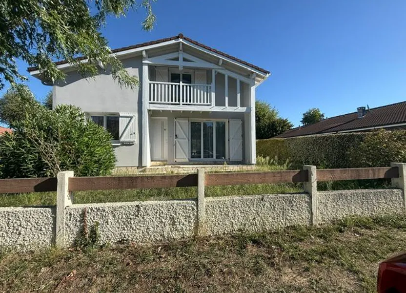 House Avenue du Commandant Philippe Kieffer in Mont-de-Marsan