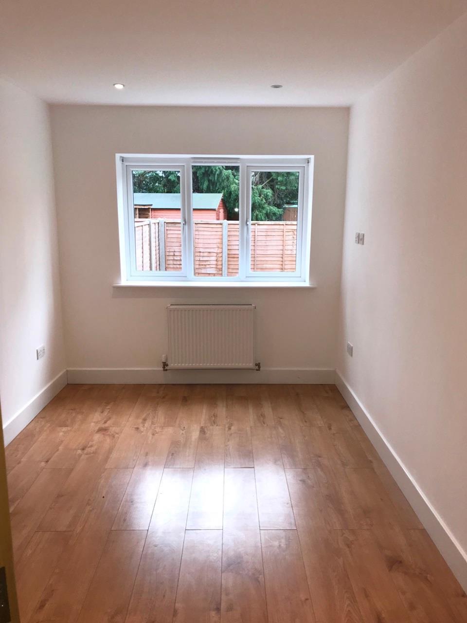 Flat Foxley Hill Road in Greater London