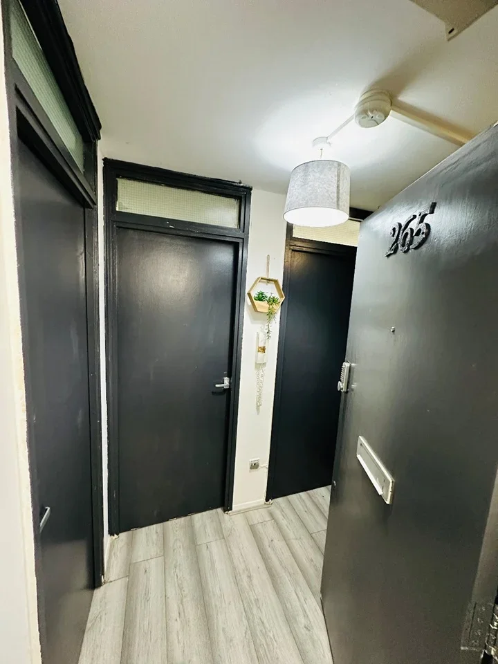 Flat Gurney Close in Greater London