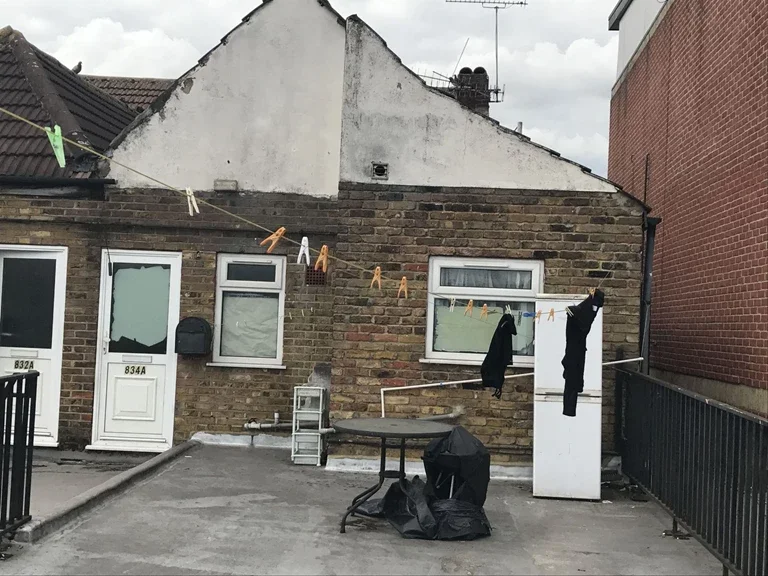 Flat Uxbridge Road in Greater London