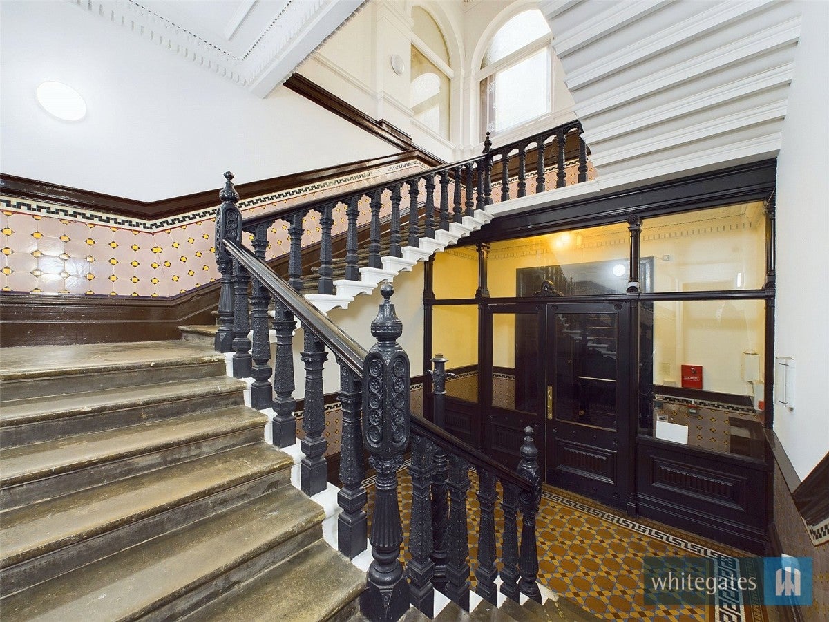 Flat Peckover Street in Bradford