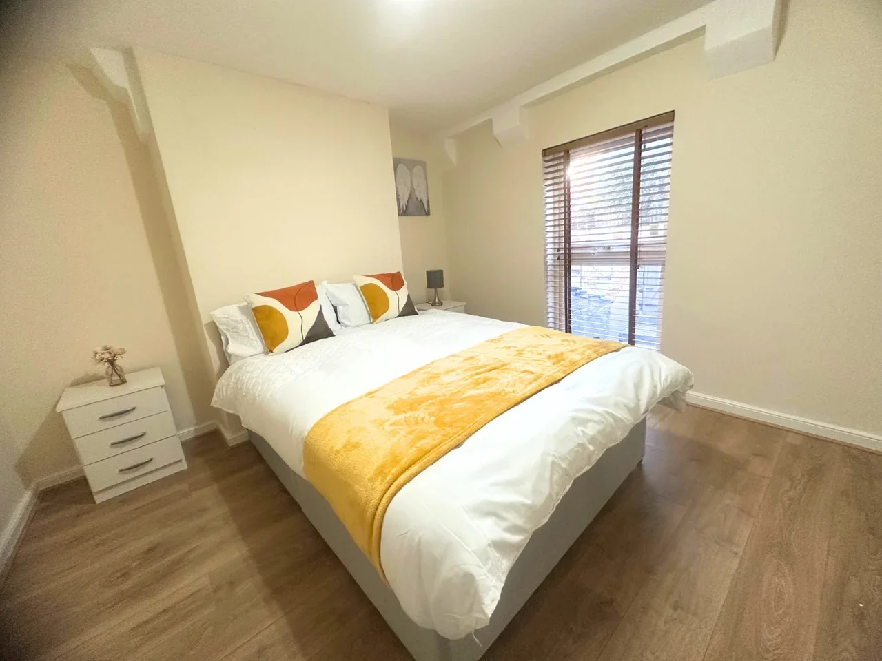 Flat Lewisham Road in Greater London
