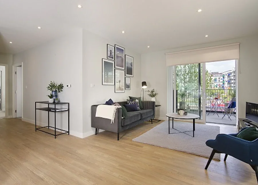 Flat Hale Wharf in Greater London