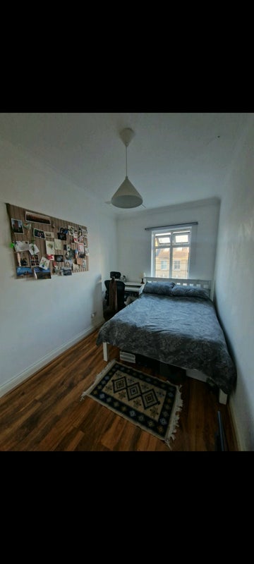 Room Hornsey Road in Greater London