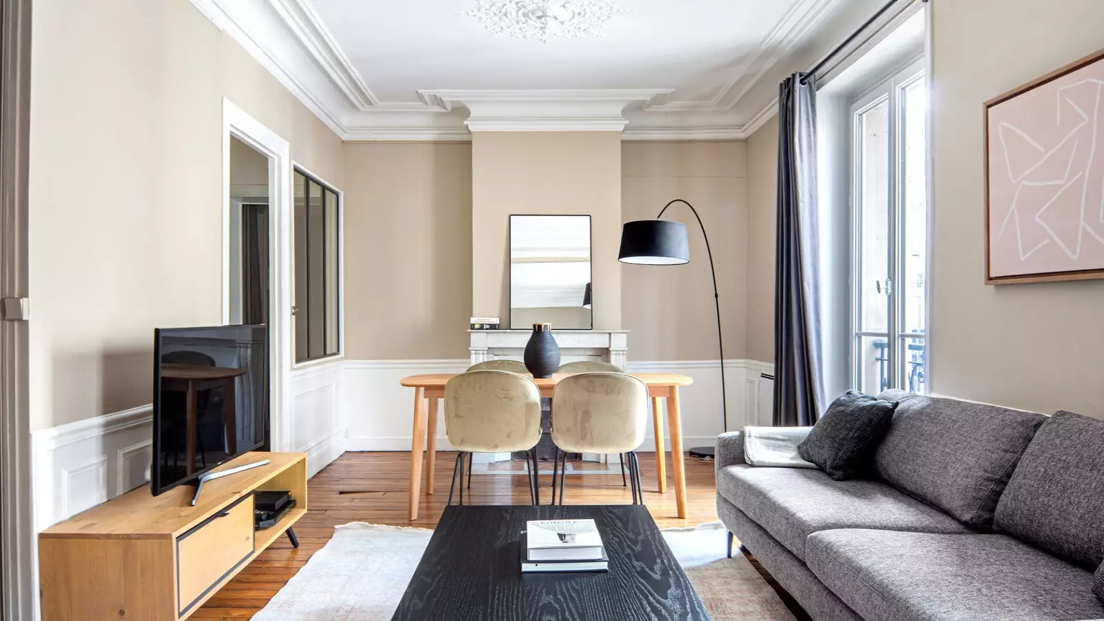 Flat Rue d'Arras in Paris