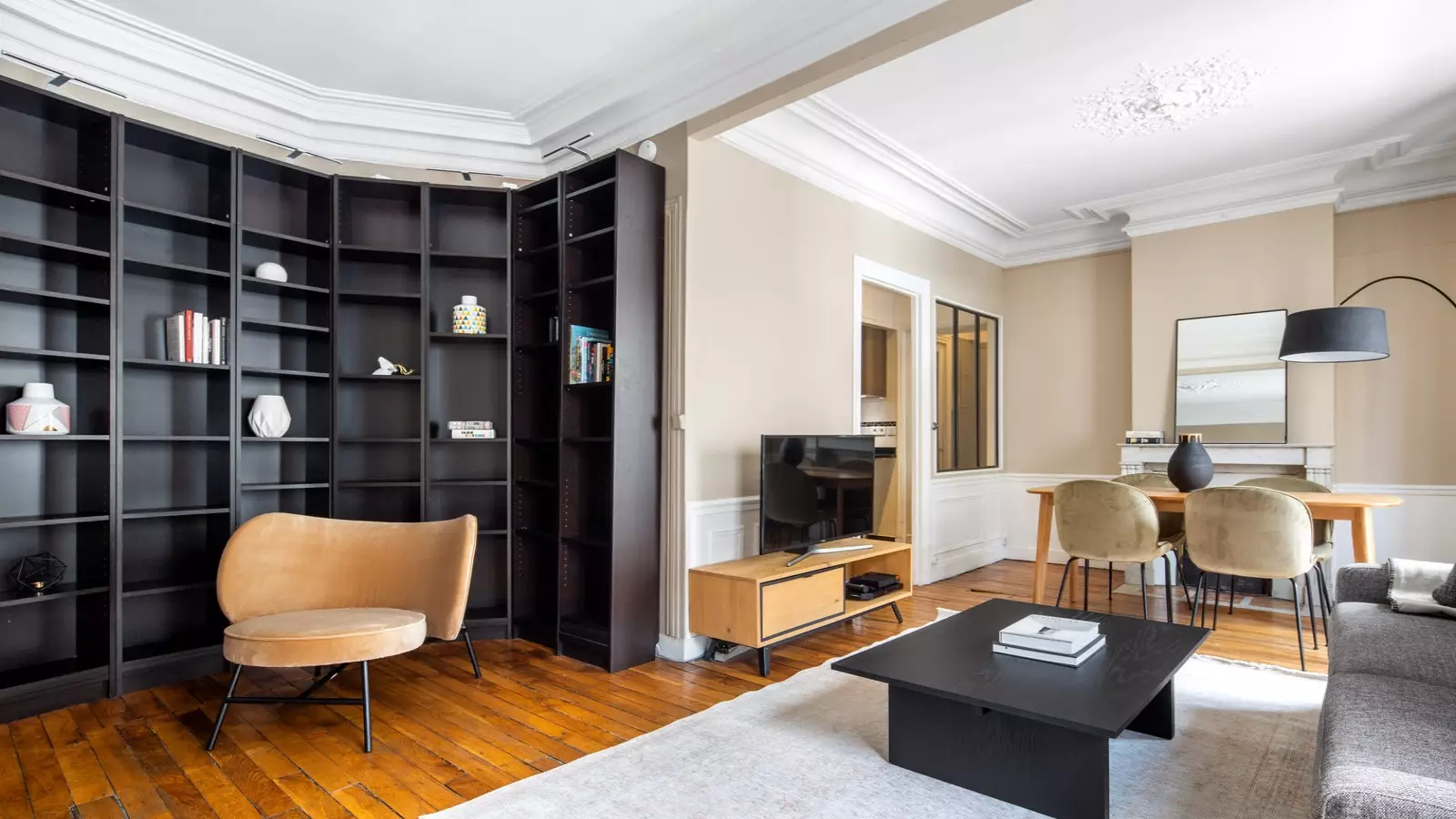 Flat Rue d'Arras in Paris