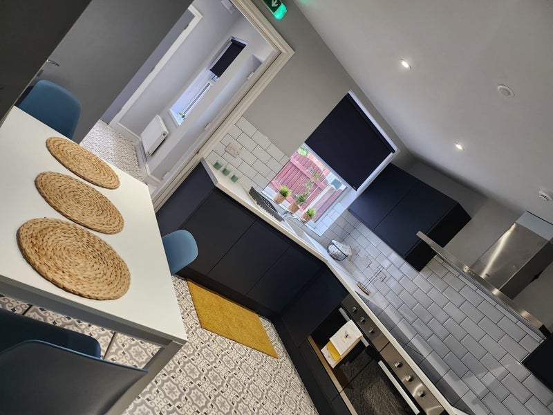 Room Newcastle Avenue in Bassetlaw