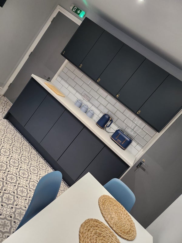 Room Newcastle Avenue in Bassetlaw