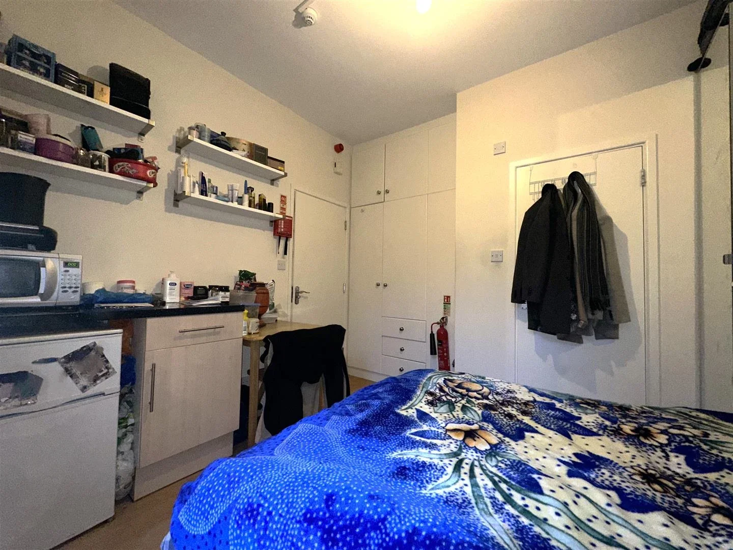 Room Cranbrook Park in Greater London
