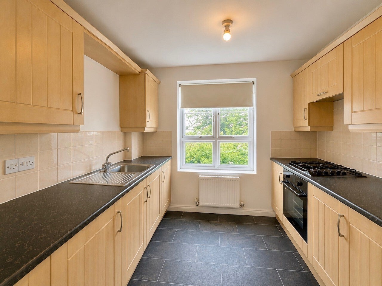 Flat Kenton Lane in Newcastle upon Tyne