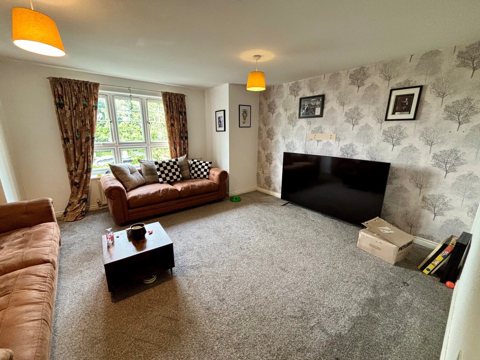 Flat Kenton Lane in Newcastle upon Tyne