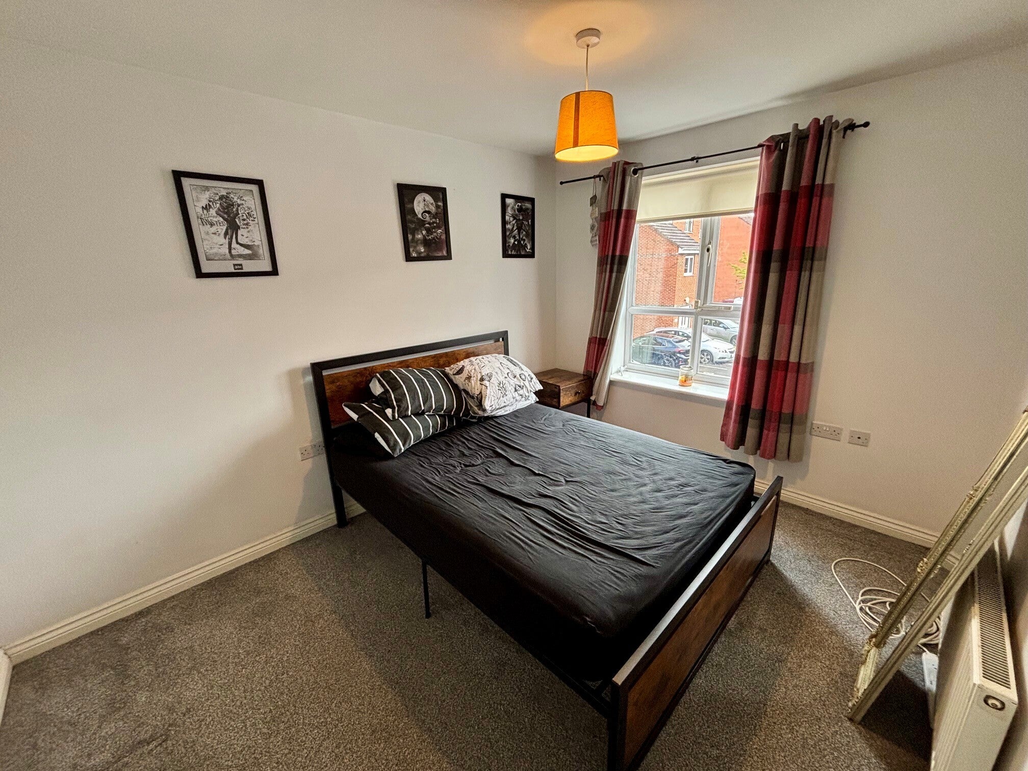 Flat Kenton Lane in Newcastle upon Tyne