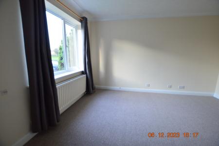 House Canterbury Drive in North Kesteven
