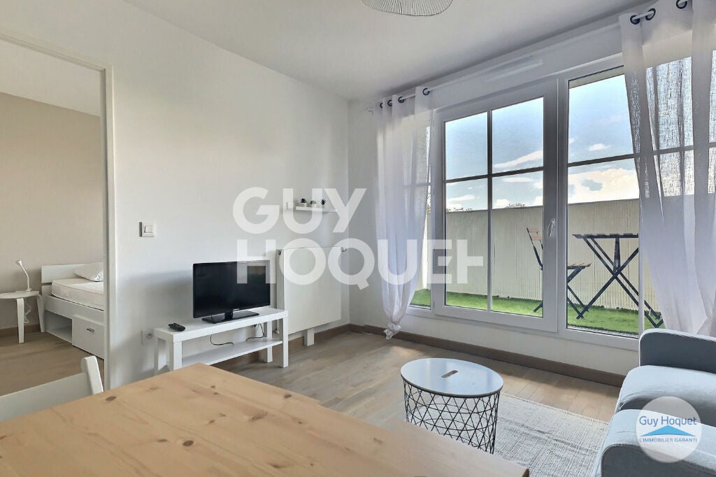 Flat Avenue du Professeur Cadiot in Maisons-Alfort