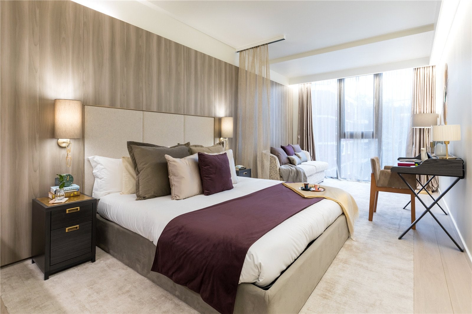 Flat Finchley Road in Greater London