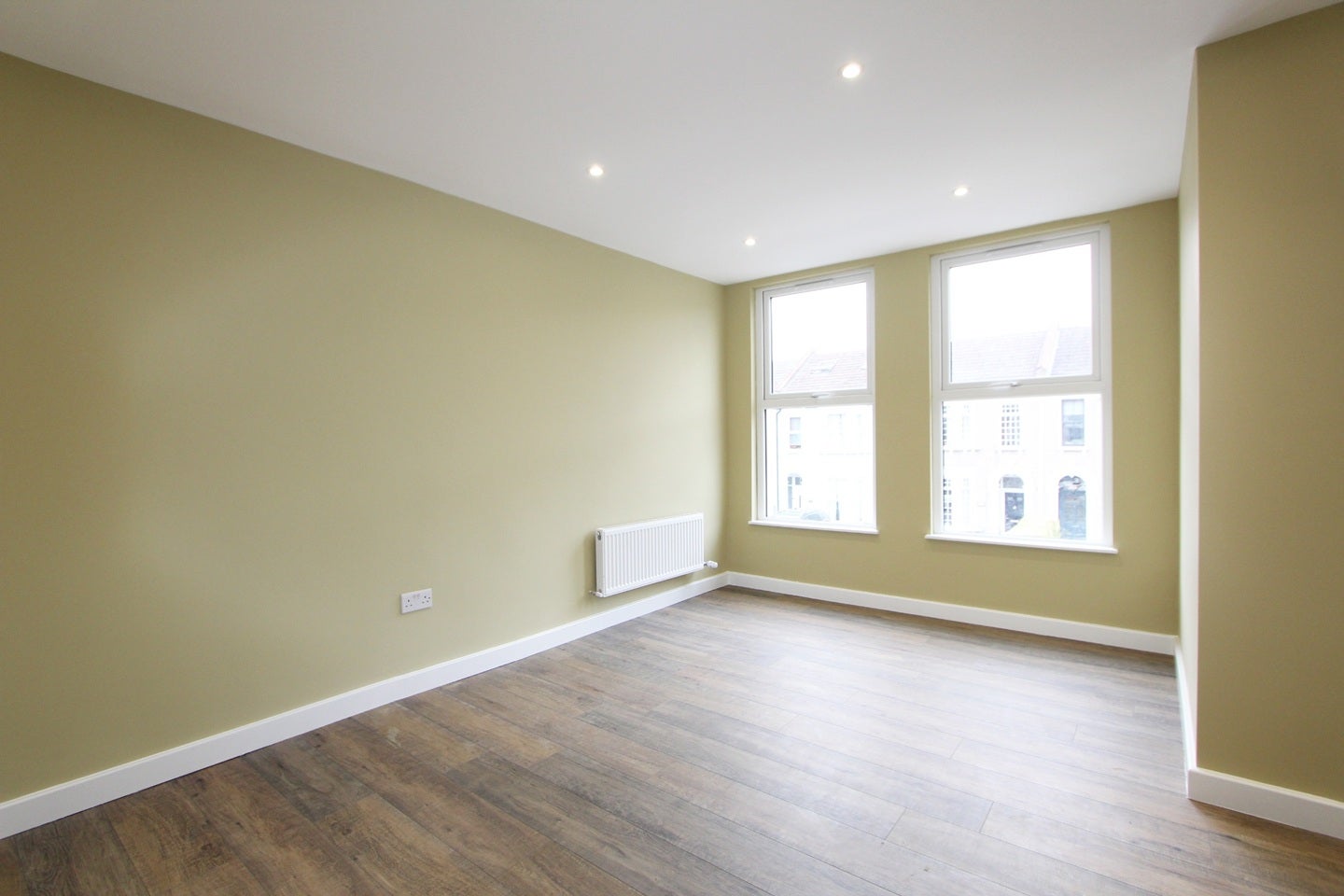 Flat Torridon Road in Greater London