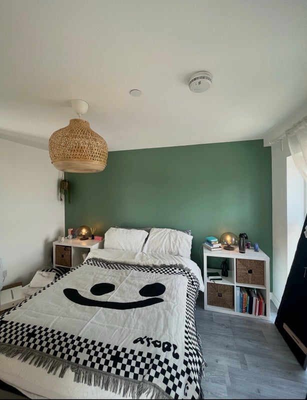 Room Blackfriars Road in Salford