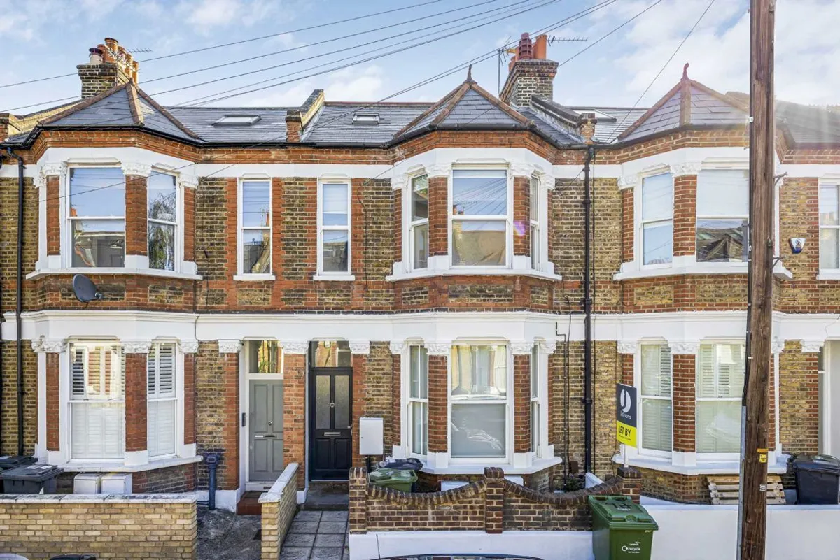 Flat Hubert Grove in Greater London