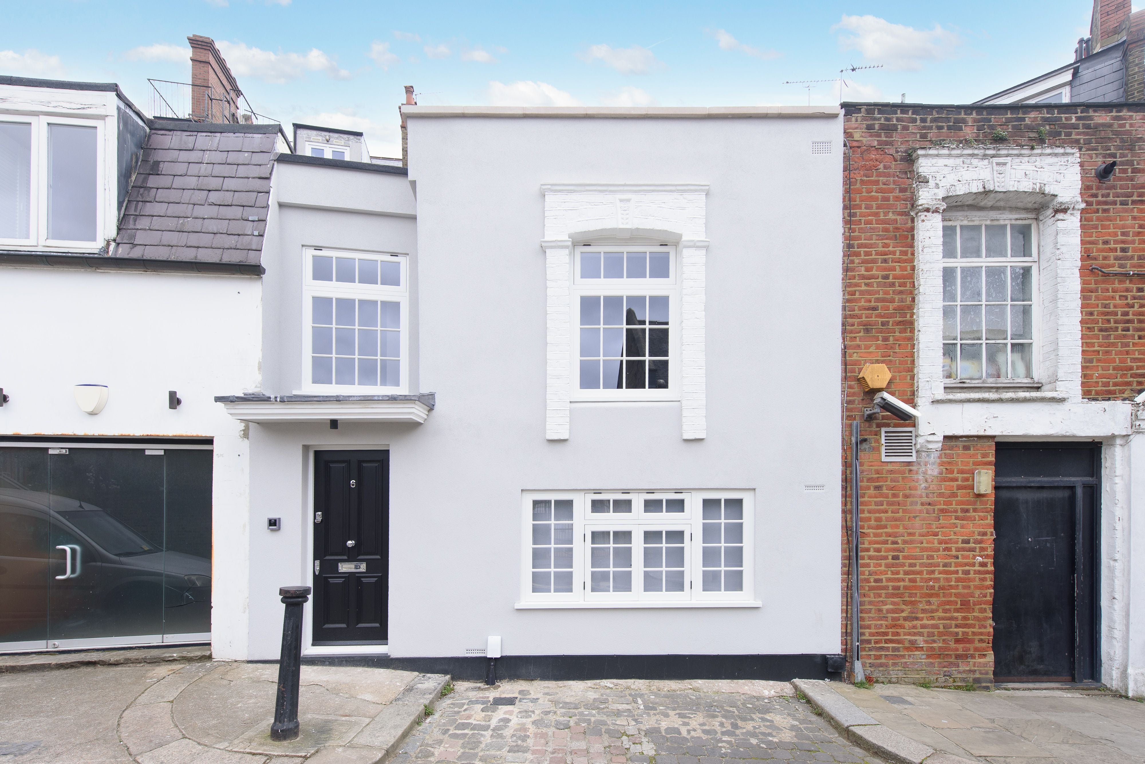 House Holly Bush Vale in Greater London