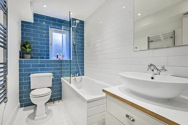 Flat Crowthorne Close in Greater London