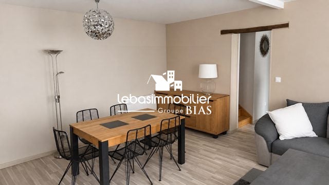Flat Rue de la Croix-des-Baons in Ectot-lès-Baons