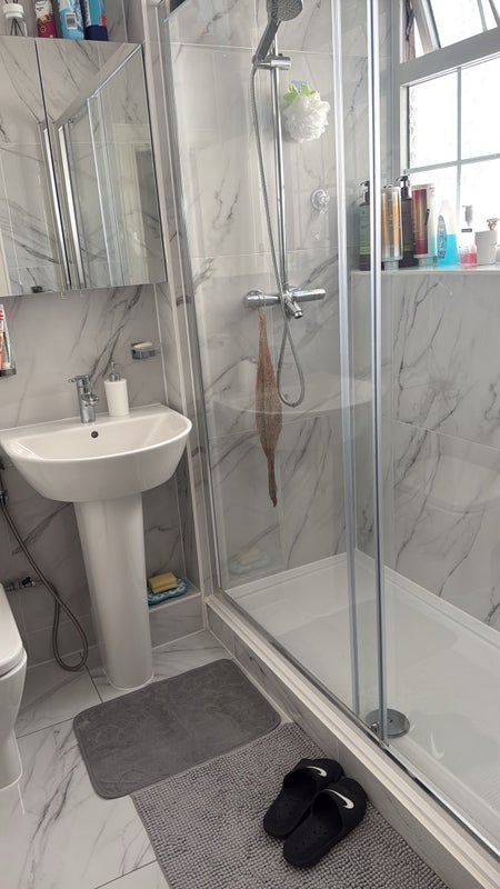 Room Marmion Avenue in Greater London