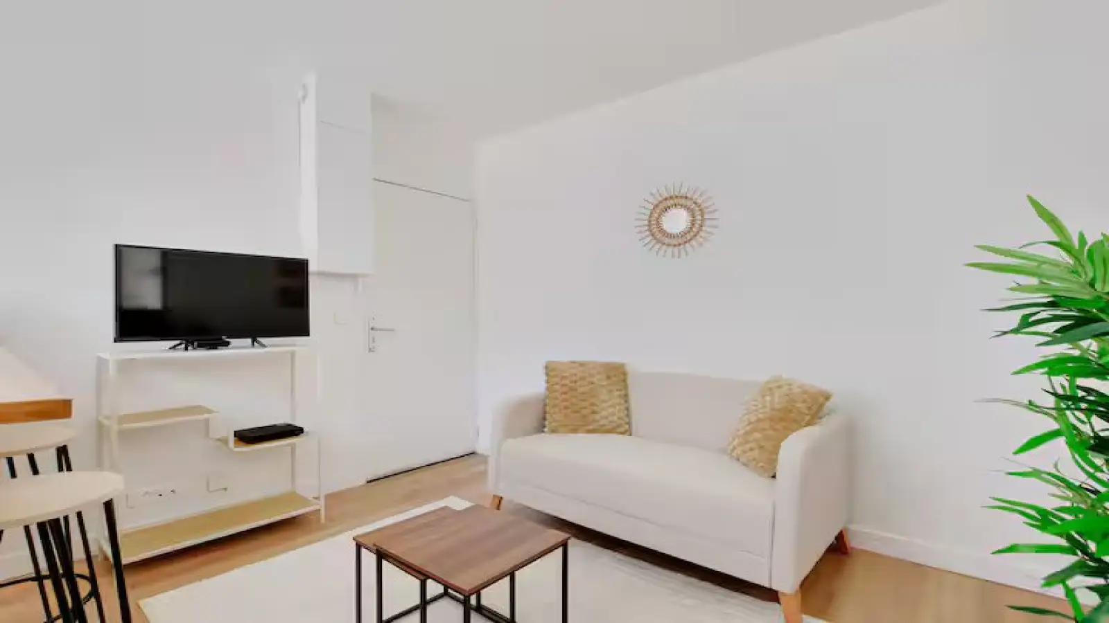 Appartement Rue Sainte-Marthe à Paris