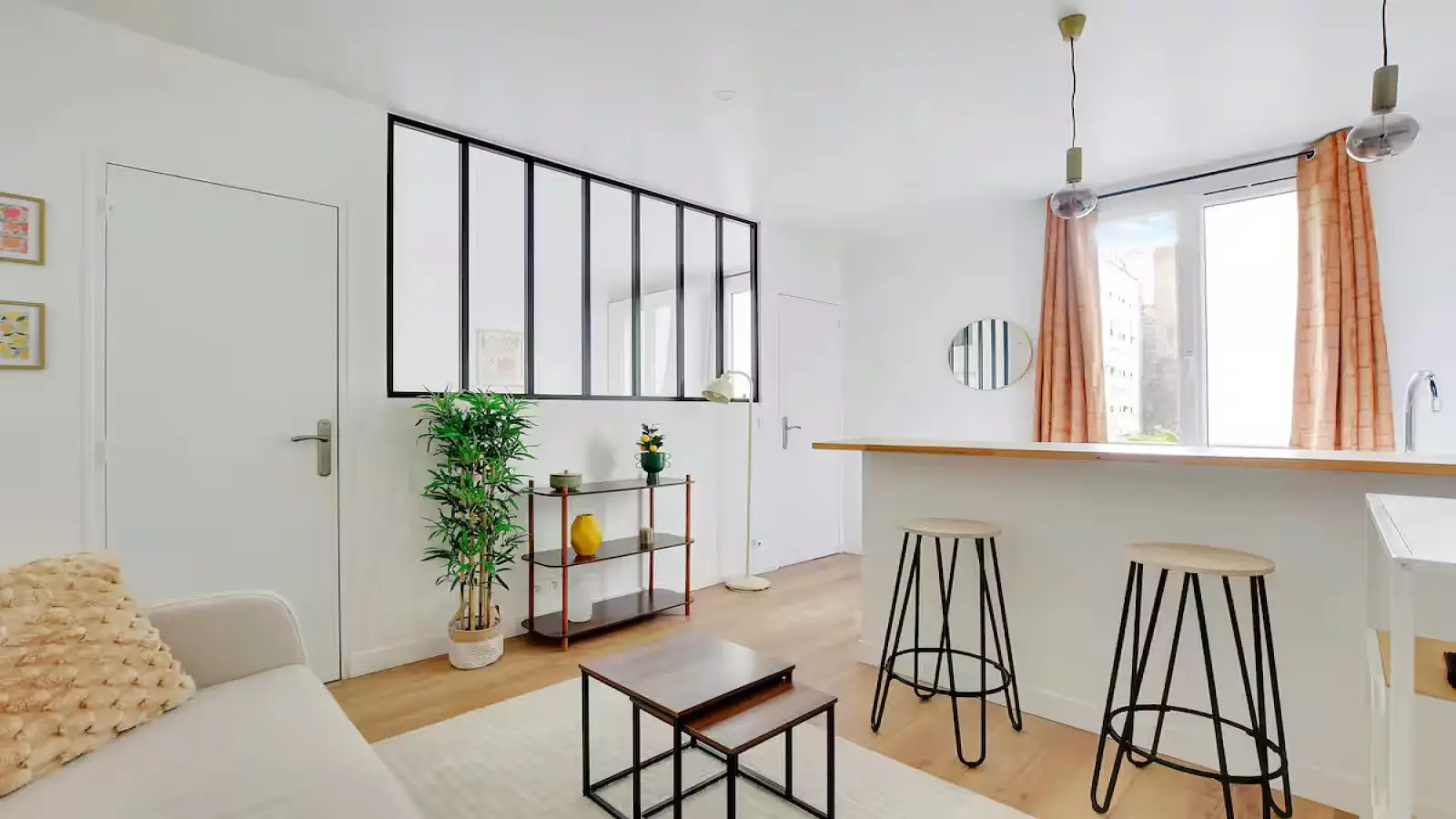 Appartement Rue Sainte-Marthe à Paris