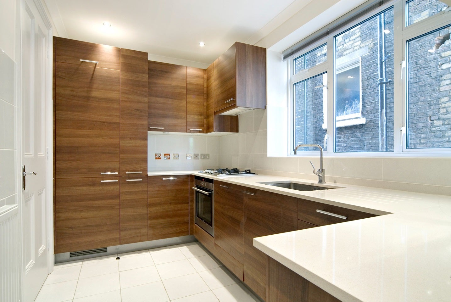 Flat Belsize Park Gardens in Greater London