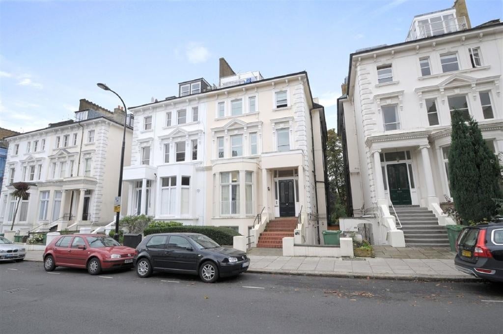 Flat Belsize Park Gardens in Greater London