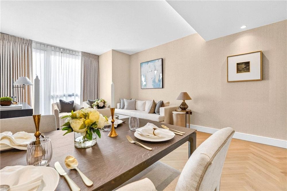 Flat Knightsbridge Green in City of Westminster