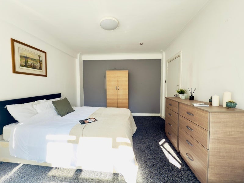 Room Park West Place in City of Westminster