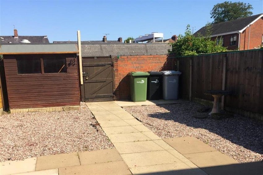 House Bessancourt in Holmes Chapel