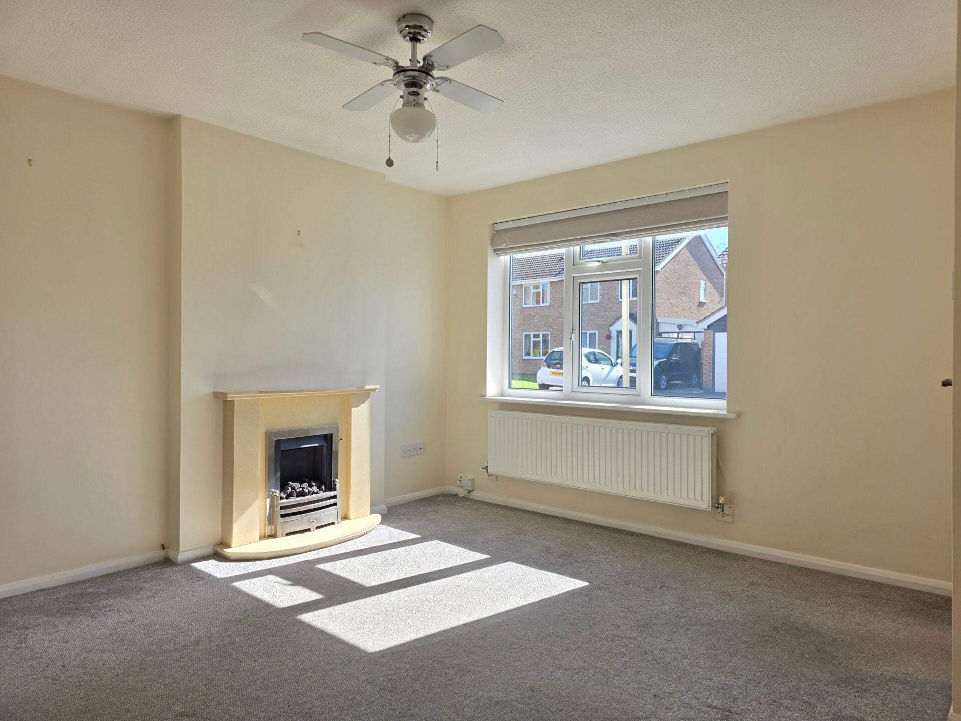 House Hawthorn Drive in Melton